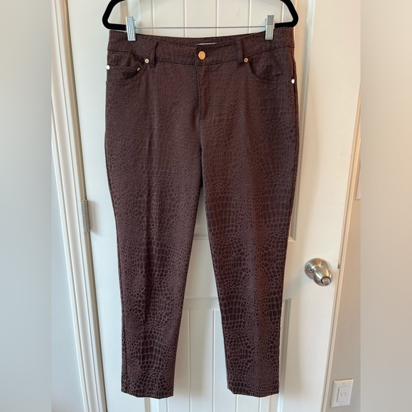 Eric Womens Straight Brown Animal Print Embossed Pants Sz 10 - Picture 1 of 5